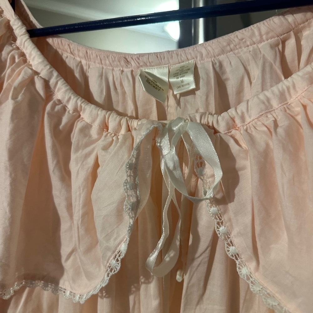 Vintage Victoria's Secret Light Pink Off-Shoulder Top - Picture 2 of 3